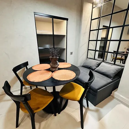 דירה Loft Near Opera House לבוב