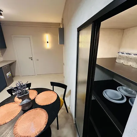 דירה Loft Near Opera House לבוב